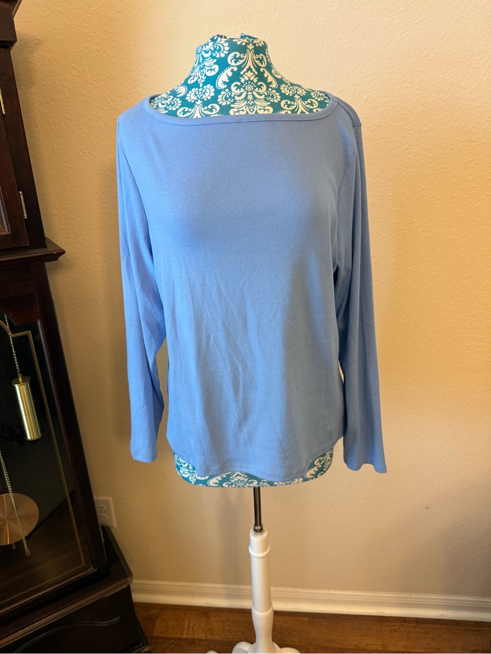 Old Navy Light Blue Long Sleeve Boatneck Top